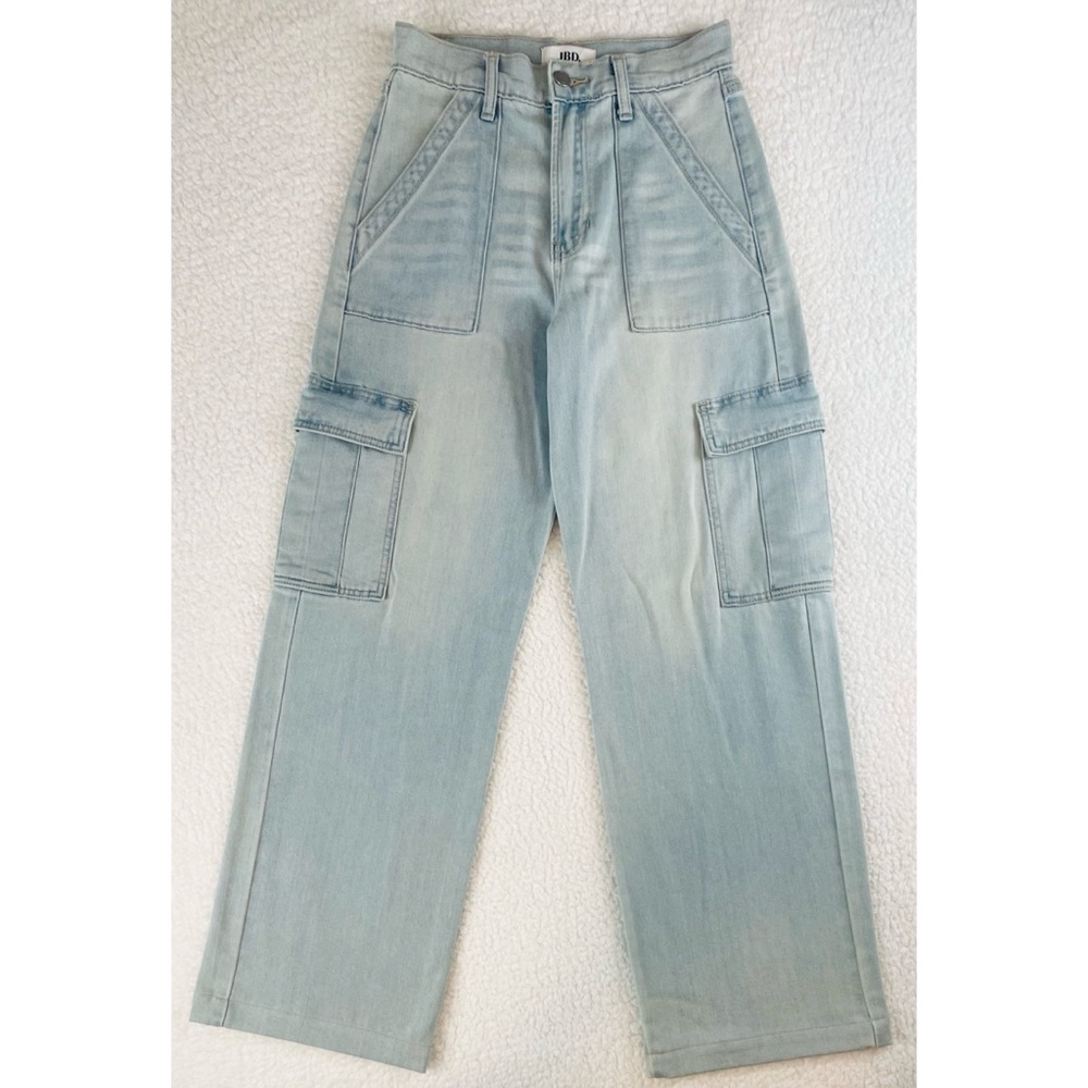 JBD. • Blue Light Wash High-Waisted Wide-Leg Cargo Jeans, 26 - Picture 5 of 16